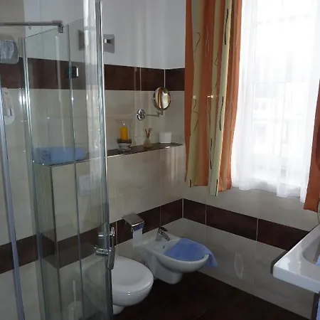 ホテル Alte Post ショーンガウ