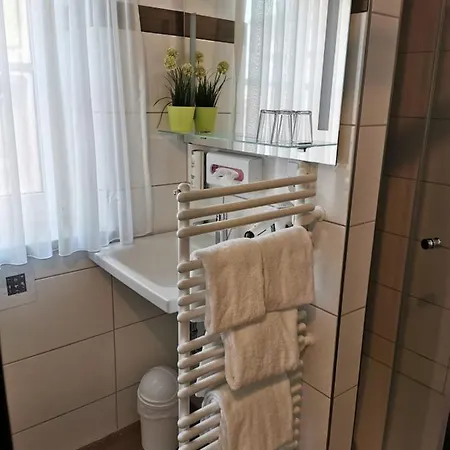 Alte Post שונגאו